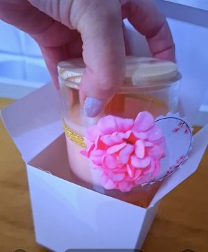 Vela aromatica  Perônia